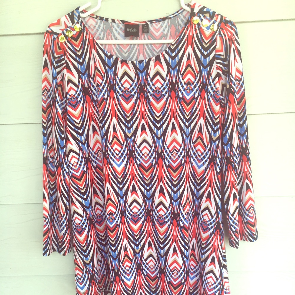 Flowing angle cut shirt